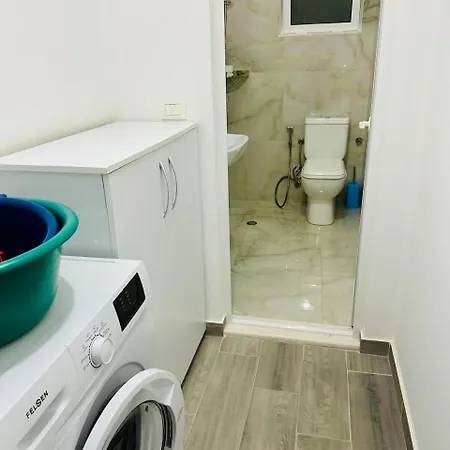 Ervis شقة
