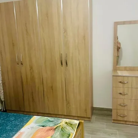 Ervis Apartment *