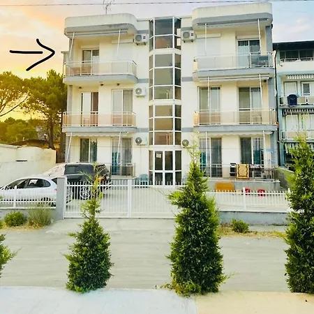 Ervis Velipojë