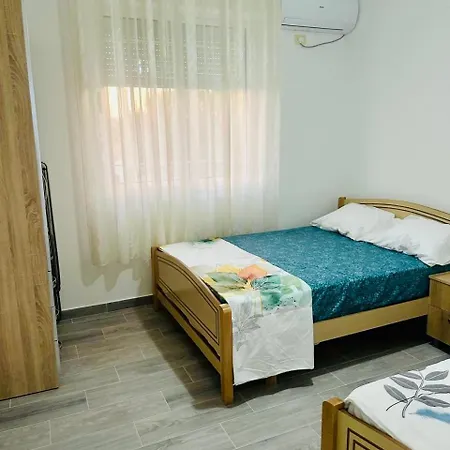 Ervis Apartment *
